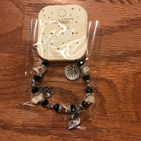 🏝NWT Summer Stretchy Seashell Bracelet (Black)🏝 - Picture 12 of 13